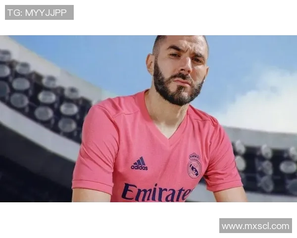 21号足球明星球衣的背后故事与传奇球员的光辉历程揭秘