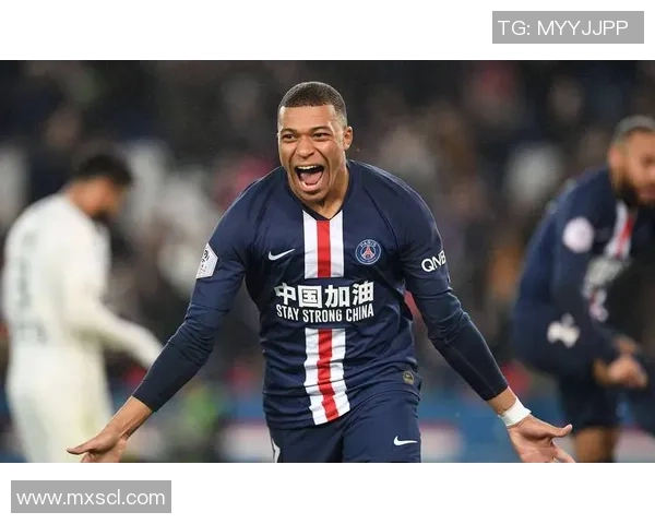 耐克代言足球球星的荣耀之路：从梅西到姆巴佩的传奇故事