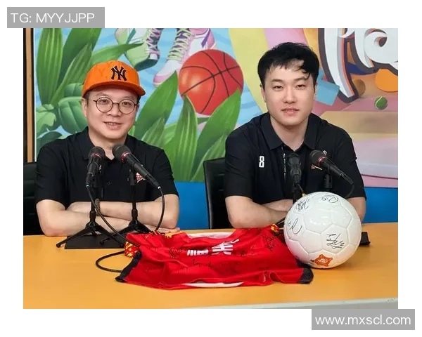 足球明星线下活动热潮：球迷互动体验与明星魅力的完美融合